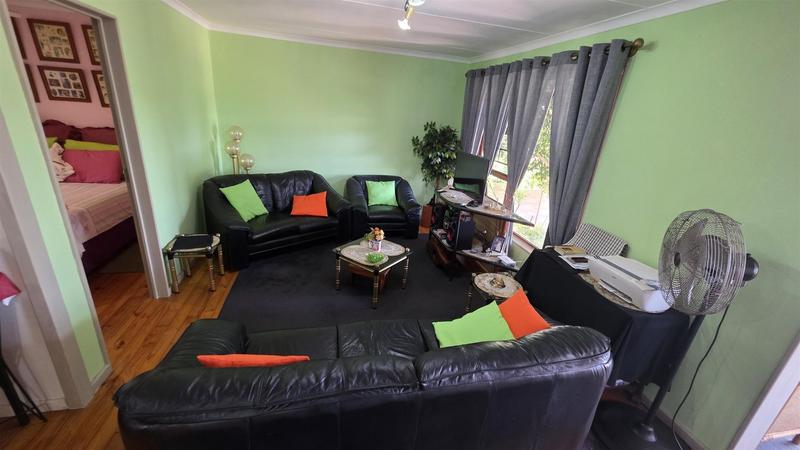 3 Bedroom Property for Sale in Fraaiuitsig Western Cape